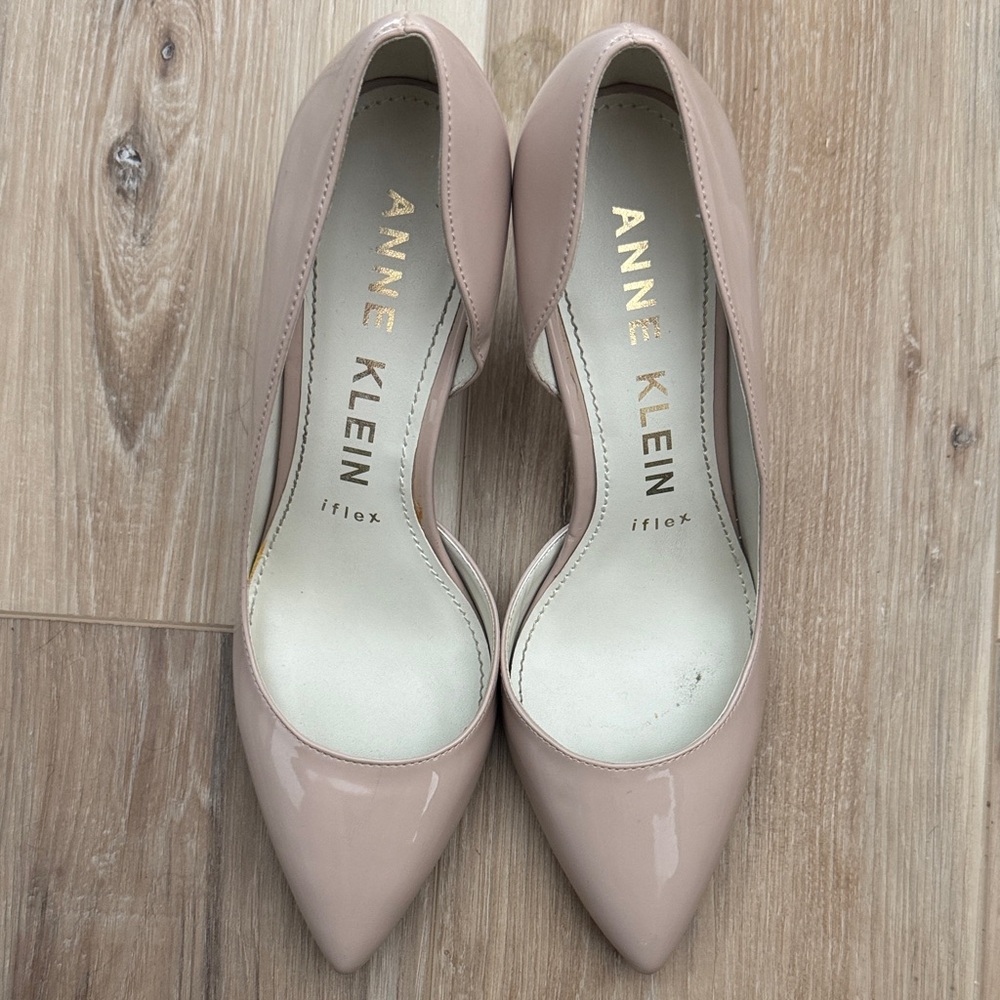 Anne Klein Women's Nude Heels